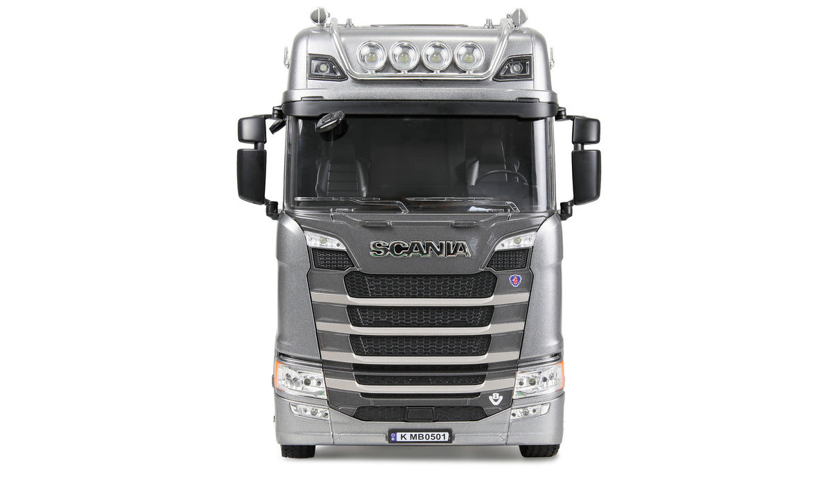 Amewi Scania 770S gris 1/18 avec remorque porte-engins RC - Breizh Modélisme.