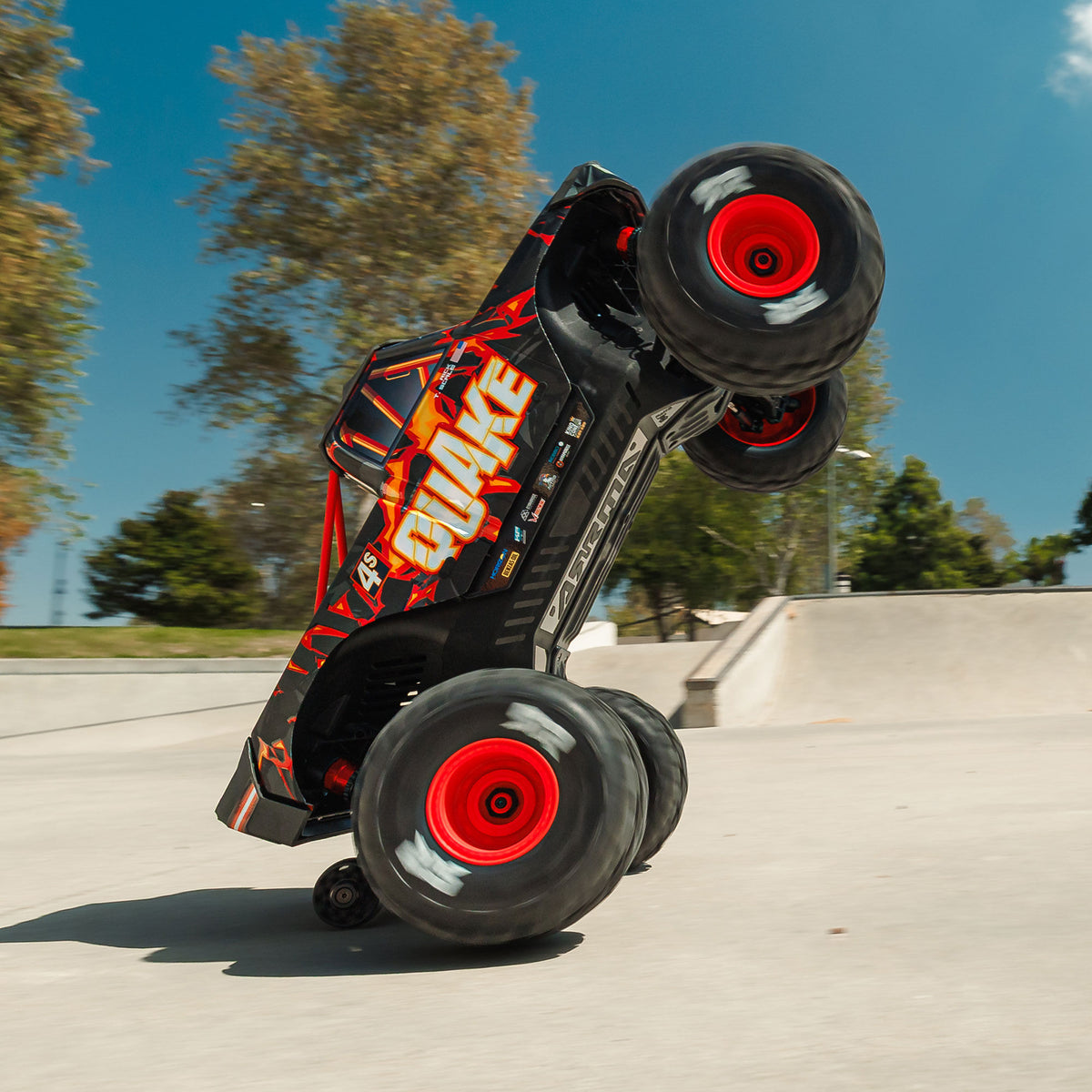 Monster truck RC ARRMA Quake 4S DSC 4x4 RTR 1/8 rouge/noir – ARA4437T1