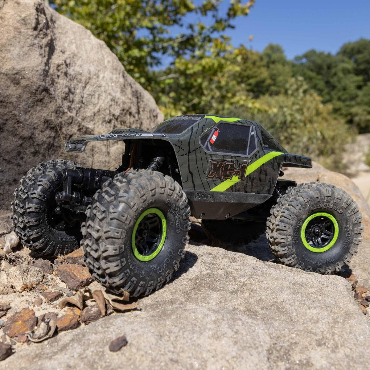 Mini rock crawler tout-terrain 4x4 AX24 XC-1 4WS RTR 1/24 vert - AXI00003T1