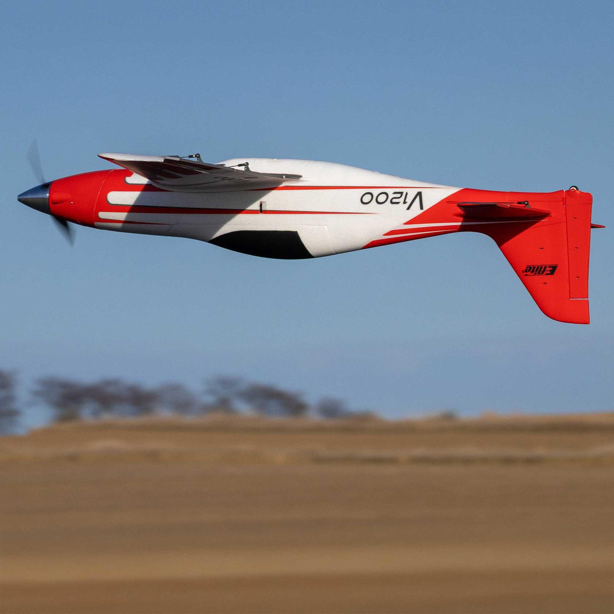 E-flite V1200 1.2m BNF Basic avec AS3X+ et SAFE