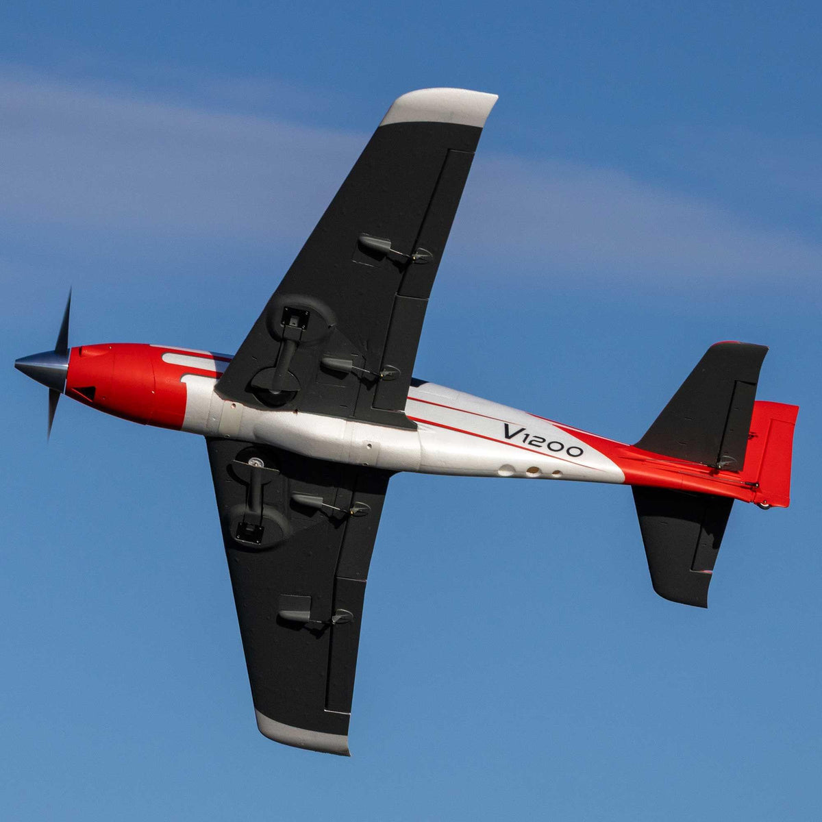 E-flite V1200 1.2m BNF Basic avec AS3X+ et SAFE