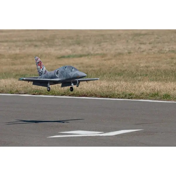 Kavan Jet L-39 Skyfox 1088mm EDF 6S KAV02.8095