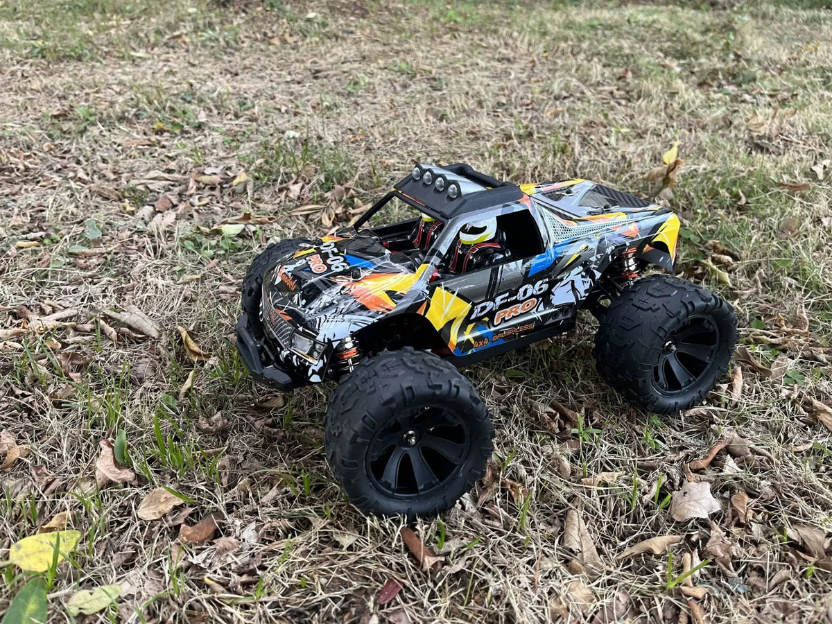 DF Models Truck RC DF-06 Pro Brushless RTR 1/14 - 90km/h 4WD 3148 - Breizh Modélisme.