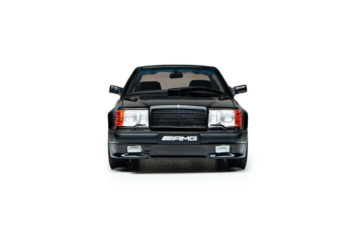 Voiture miniature 1/43 Mercedes-Benz 300CE 6.0 AMG « The Hammer » Widebody Noire 1988 Solido S4318901