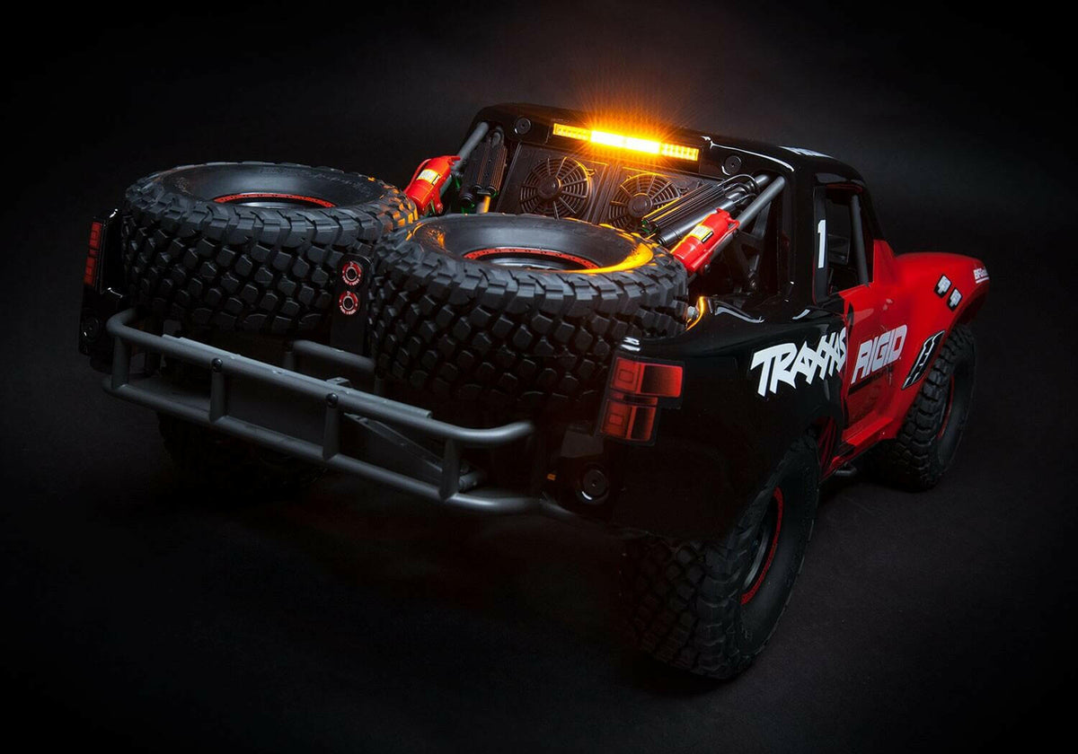 Traxxas 8485 Kit Leds + Alimentation amplificateur pour l'UDR - Breizh Modélisme.