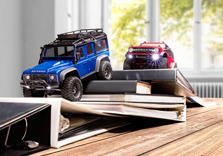 Traxxas TRX-4M 1/18 Land Rover Defender Crawler Vert RTR - 97054-1 - Breizh Modélisme.