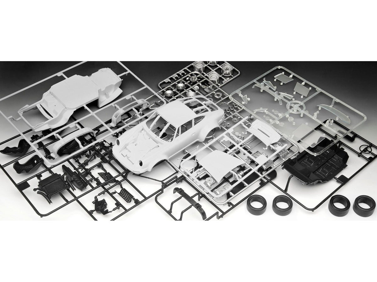 Maquette voiture Revell 07685 Porsche 934 RSR "Martini"