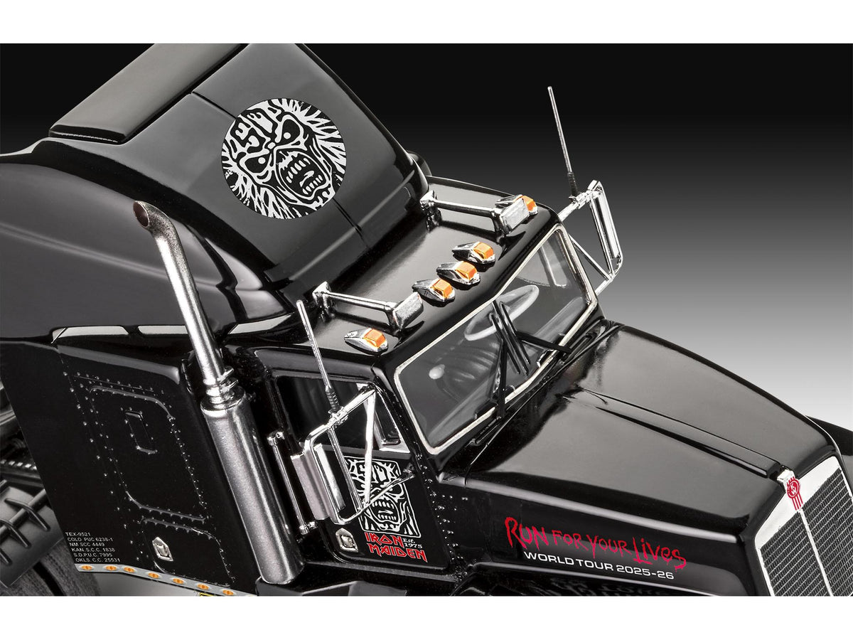 Maquette Revell 07740 Tour Truck "Iron Maiden" (50th Anniversary)