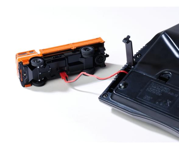 Mini camion RC 1:87 M-B 1620 plateau avec remorque orange 1/87