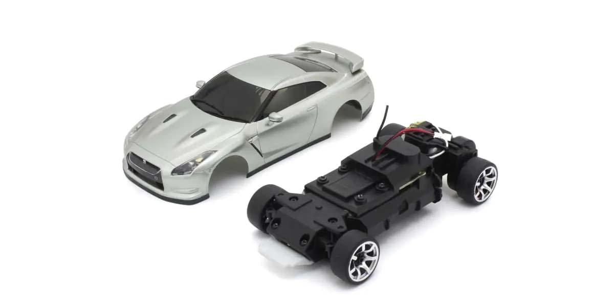 Kyosho First Mini-Z 1:28 Nissan GT-R R35 Silver -  K.66608A - Breizh Modélisme.