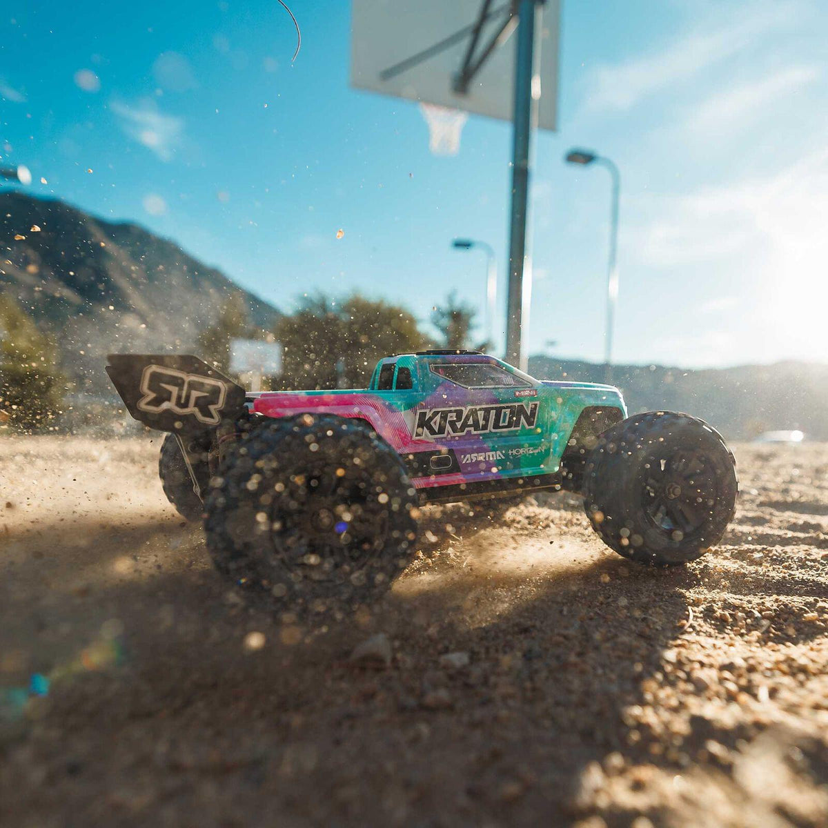 Arrma Mini Kraton 3S BLX 1/16 4x4 Brushless RTR (batterie/chargeur) ARA2508ST2