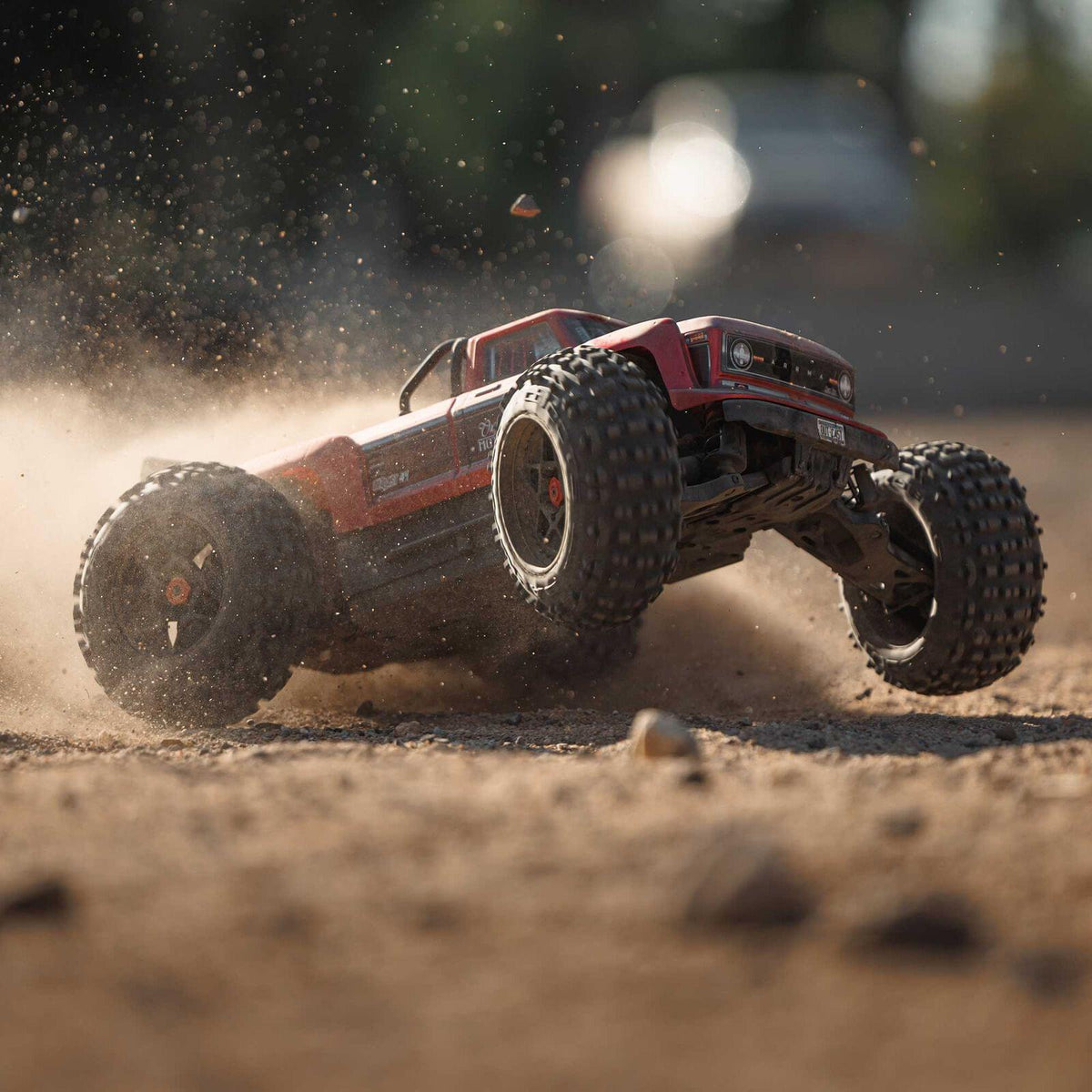 Arrma 1/10 Outcast 4S V2 4x4 BLX Stunt Truck RTR - ARA4410V2T4 - Breizh Modélisme.