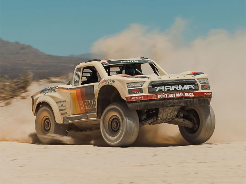 Arrma 1/7 Mojave 6S 4X4 RTR Brushless Desert Truck, beige
