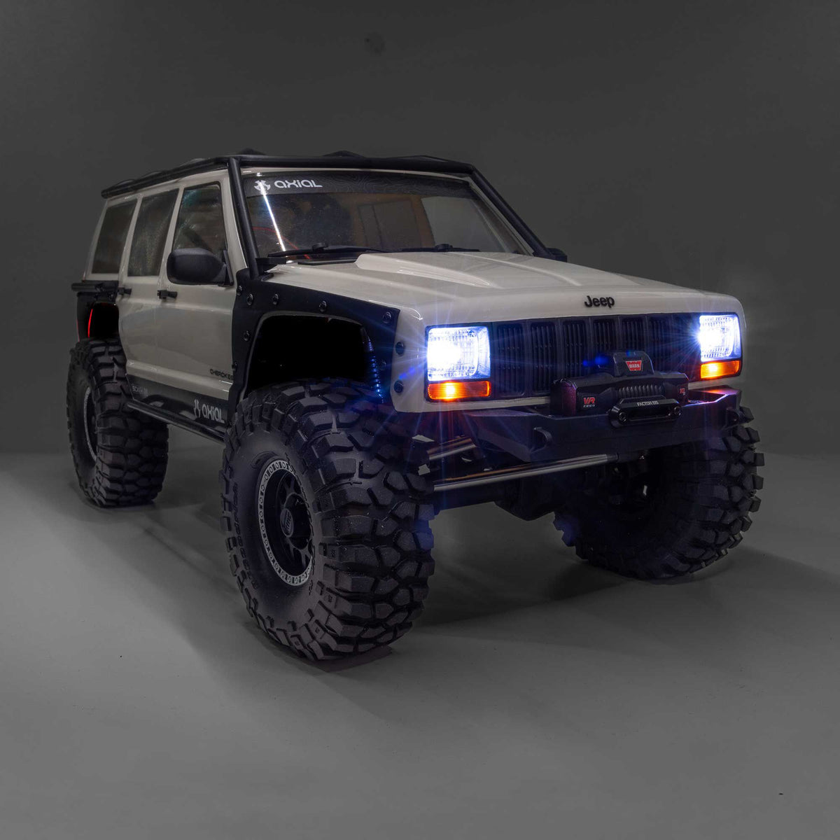 Crawler Axial SCX10 III Jeep Cherokee XJ 1/10 4x4 RTR blanc AXI-2037T2