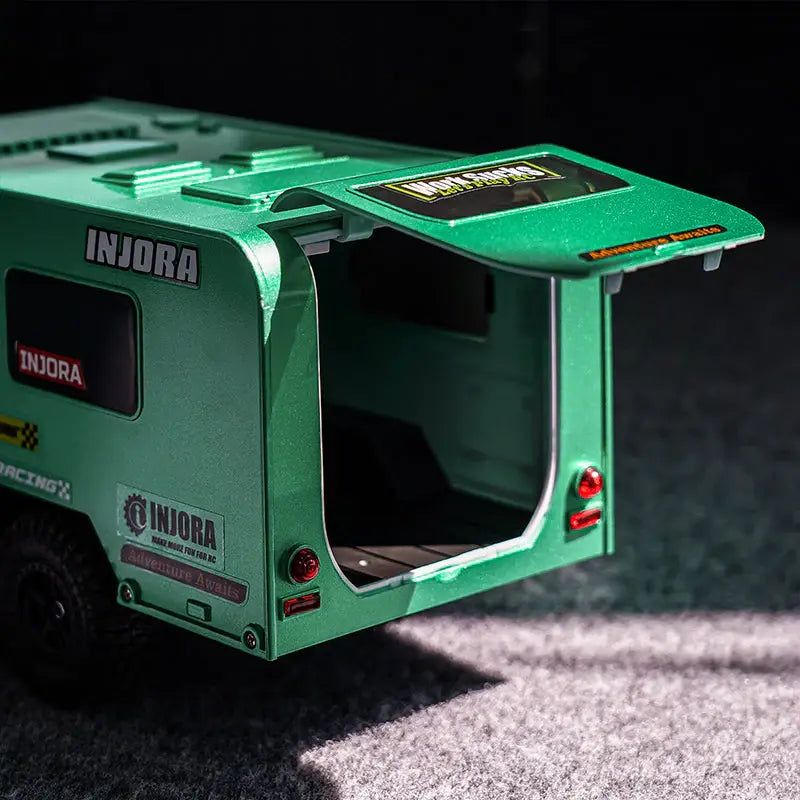 Remorque de camping-car vert INJORA avec attelage pour 1/18 TRX4M - AX-TC09GN - Breizh Modélisme.