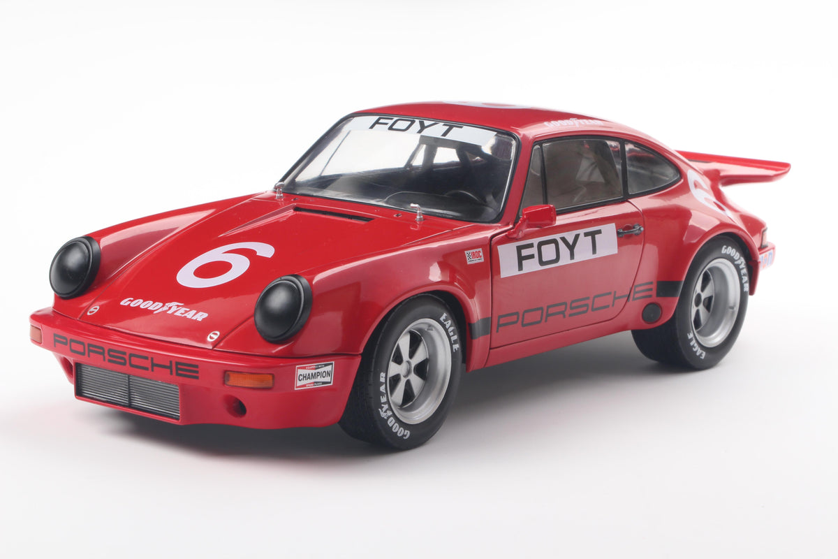 Solido s1810706 Voiture miniature collection 1/18 Porsche 911 rose 3 Pearson iroc Daytona 1974 - Breizh Modélisme.