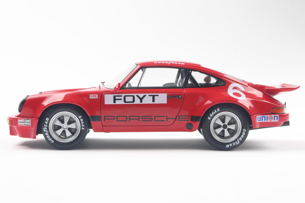Solido s1810706 Voiture miniature collection 1/18 Porsche 911 rose 3 Pearson iroc Daytona 1974 - Breizh Modélisme.