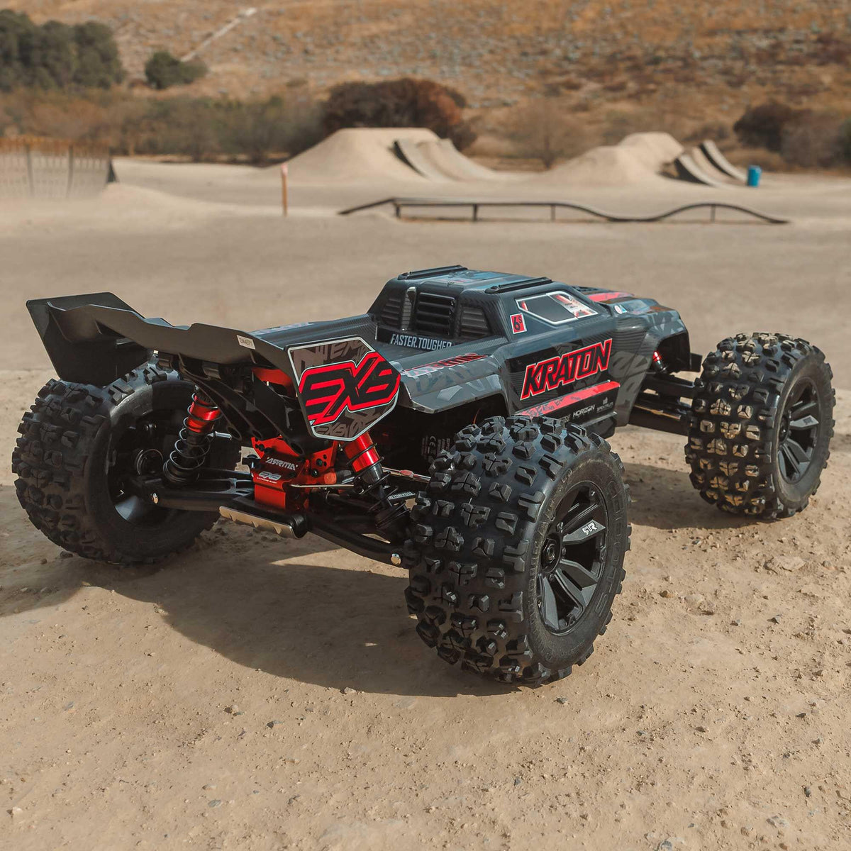 Arrma 1/8 Truggy Kraton 6S EXtreme Bash 4x4 RTR - ARA8708V6T1 - Breizh Modélisme.