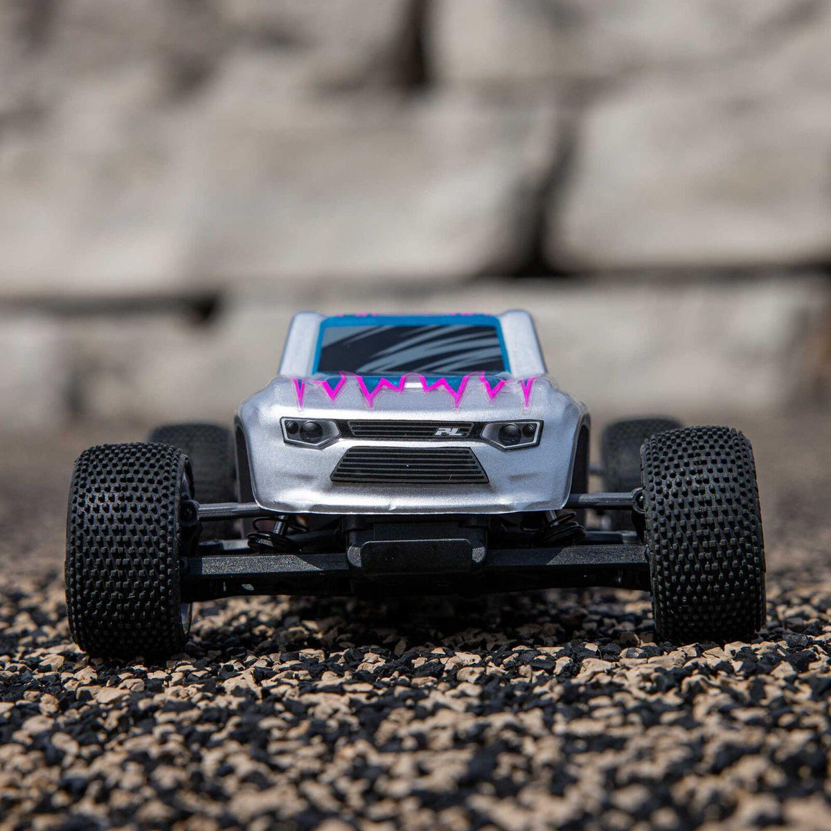 Stadium truck Losi 1/28 Micro-T 2S 2WD RTR gris LOS-1392T2 - Breizh Modélisme.