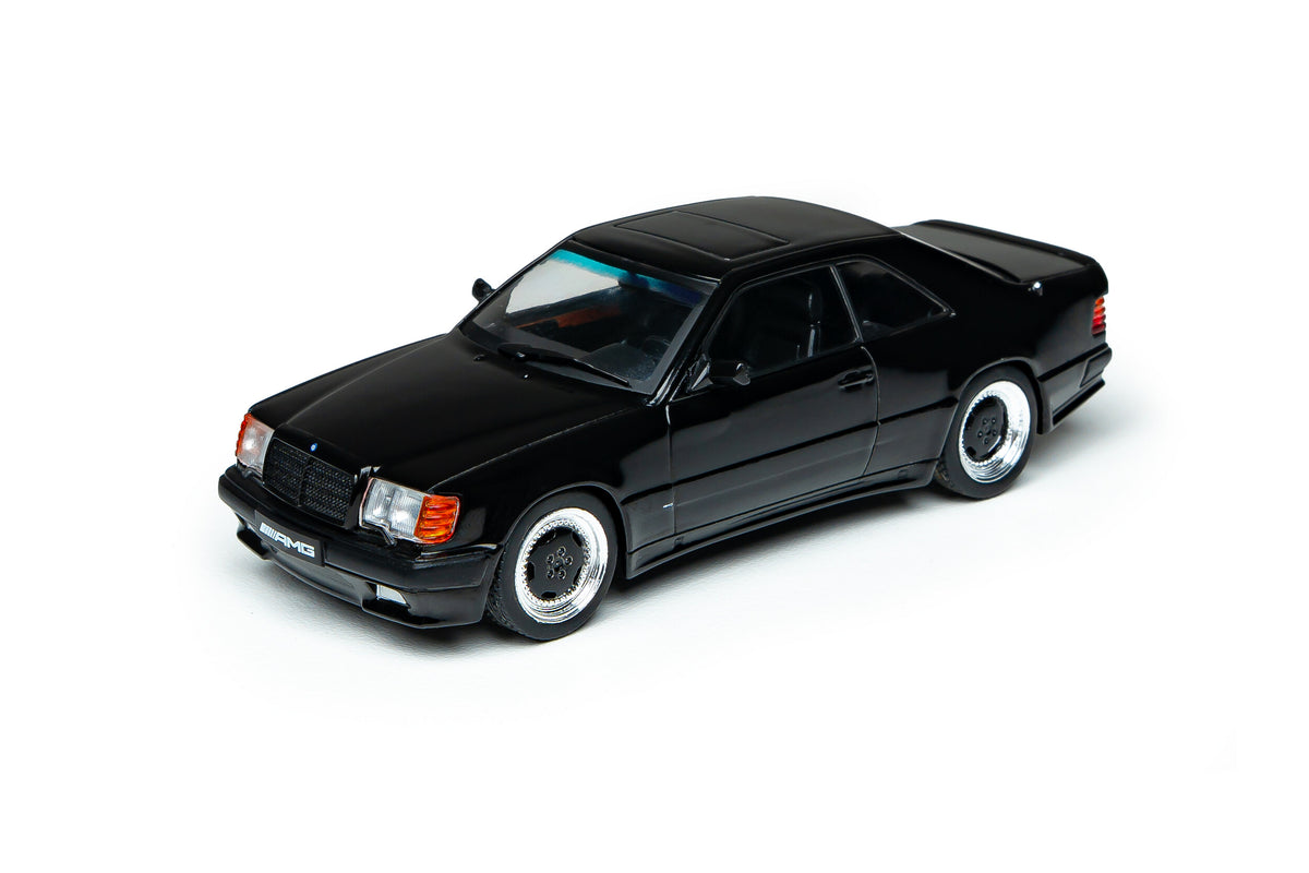 Voiture miniature 1/43 Mercedes-Benz 300CE 6.0 AMG « The Hammer » Widebody Noire 1988 Solido S4318901