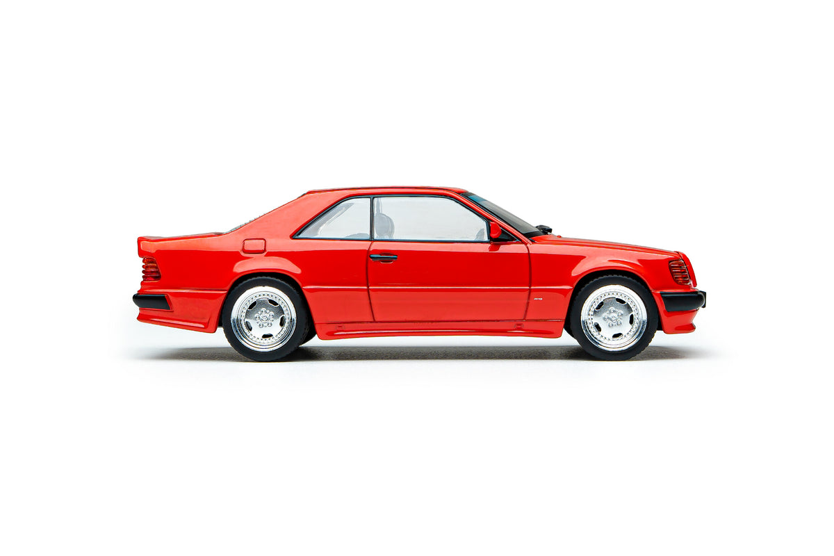 Voiture miniature 1/43 Mercedes-Benz 300CE 6.0 AMG « The Hammer » Widebody Rouge 1988 Solido S4318902