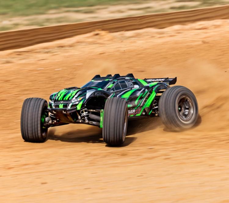Combo Traxxas Rustler 4x4 Ultimate VXL vert 1/10 RTR - 67097-4 - Breizh Modélisme.