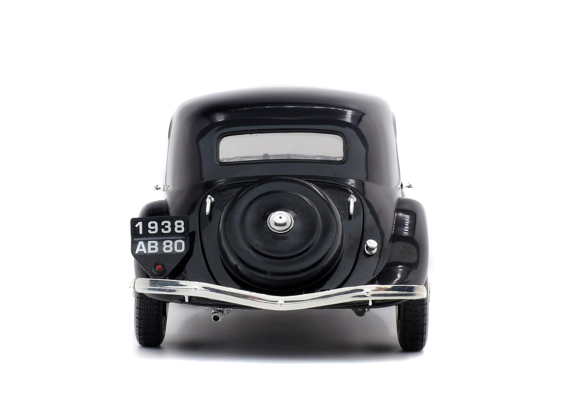 Solido S1800903 Voiture miniature collection 1/18 Citröen Traction 11B – Noir – 1937