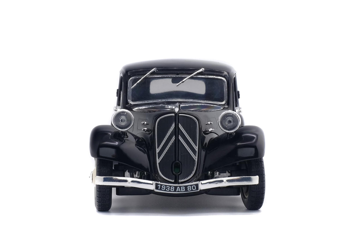 Solido S1800903 Voiture miniature collection 1/18 Citröen Traction 11B – Noir – 1937