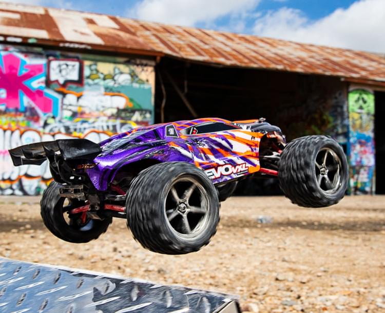 Traxxas Mini E Revo Brushless 1/16 VXL TQI ID TSM 71076-8 violet - Breizh Modélisme.